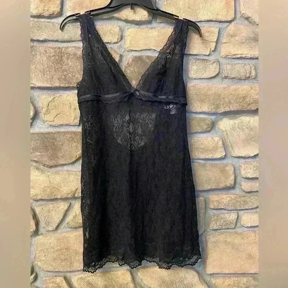 Victoria Secret black lace nightgown M-L - Picture 12 of 12